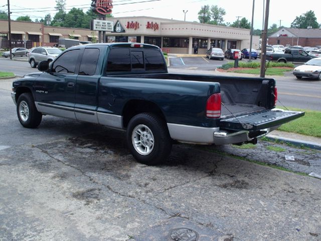 1997 Dodge Dakota Premier 4x4 SUV