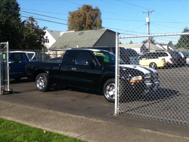 1998 Dodge Dakota CXL, HTD. Leather, Sharp Local