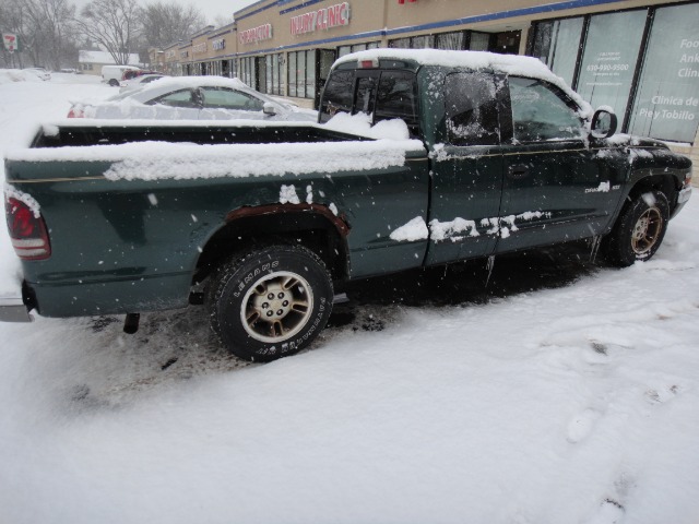 1998 Dodge Dakota Premier 4x4 SUV