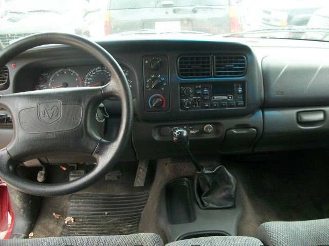 1998 Dodge Dakota Premier 4x4 SUV