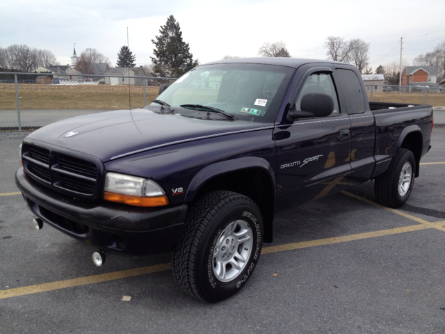 1999 Dodge Dakota 2dr Sport Coupe AMG