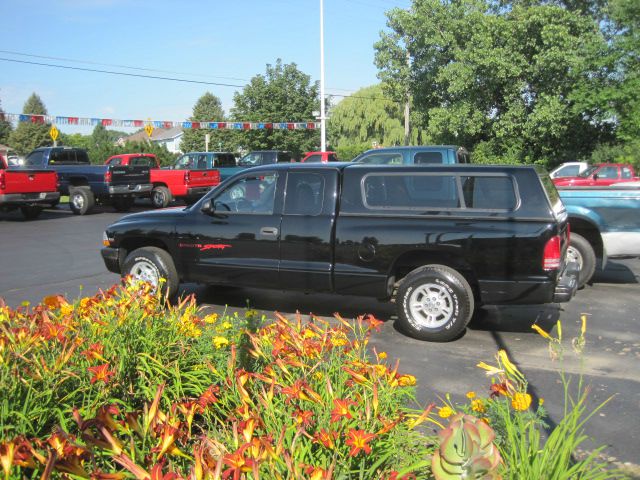 1999 Dodge Dakota 4dr Sdn Auto GLS w/XM