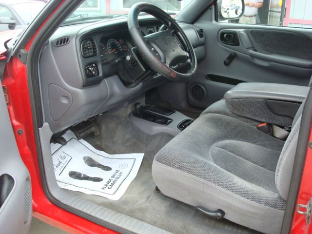 1999 Dodge Dakota 2dr Sport Coupe AMG