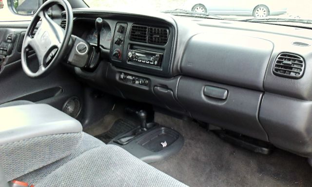 1999 Dodge Dakota 2.0T Avant Quattro AWD