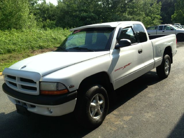 1999 Dodge Dakota 2dr Sport Coupe AMG