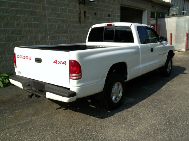 1999 Dodge Dakota 2dr Sport Coupe AMG