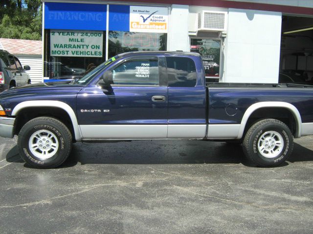 1999 Dodge Dakota 2dr Sport Coupe AMG