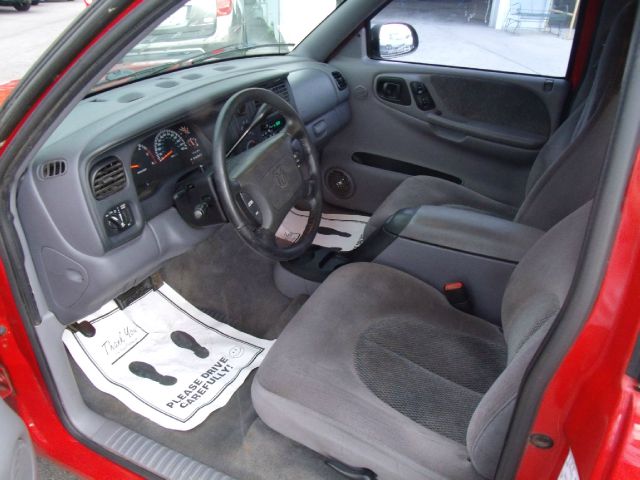 1999 Dodge Dakota Premier 4x4 SUV