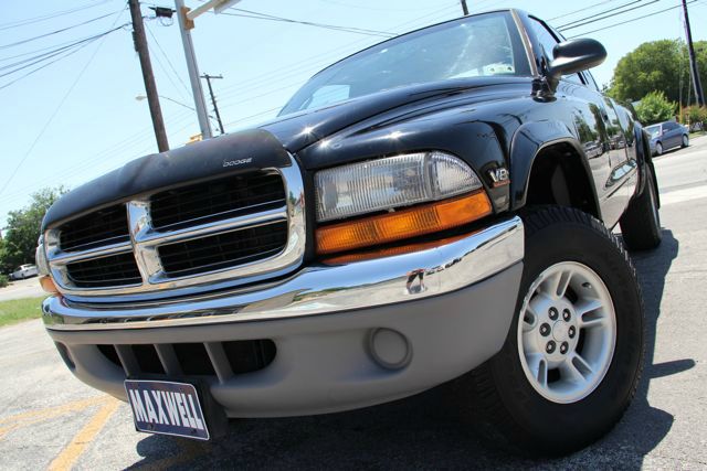 1999 Dodge Dakota 2dr Sport Coupe AMG