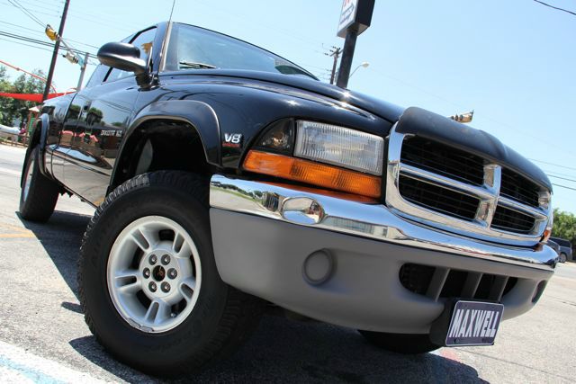 1999 Dodge Dakota 2dr Sport Coupe AMG