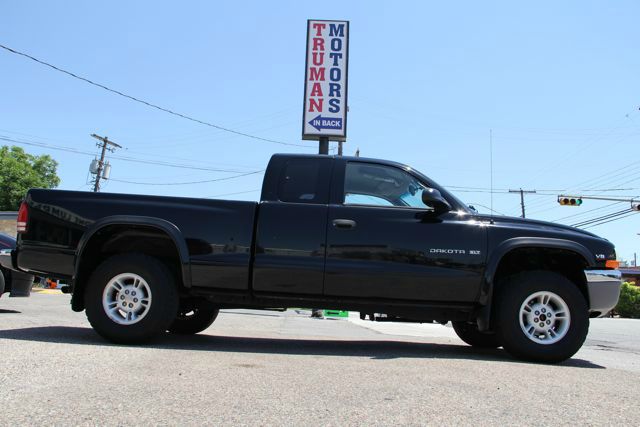 1999 Dodge Dakota 2dr Sport Coupe AMG