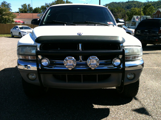 1999 Dodge Dakota 2dr Sport Coupe AMG