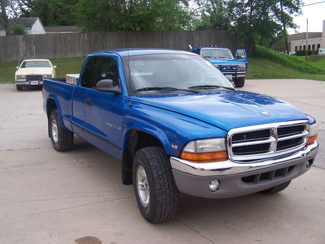 1999 Dodge Dakota 2dr Sport Coupe AMG