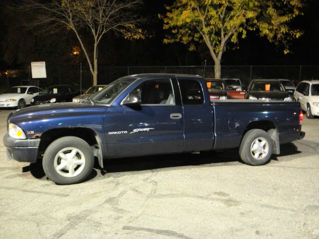 1999 Dodge Dakota Premier 4x4 SUV