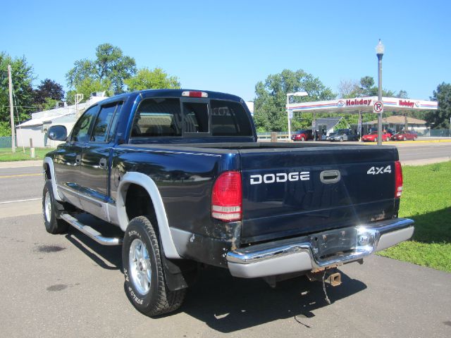 2000 Dodge Dakota 4X4 Premier (roof)