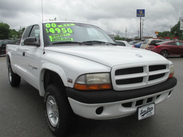 2000 Dodge Dakota 2dr Sport Coupe AMG