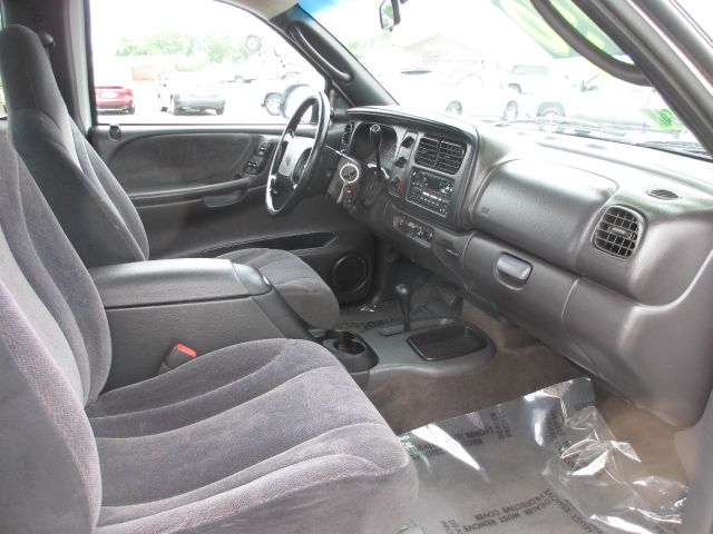 2000 Dodge Dakota 2dr Sport Coupe AMG