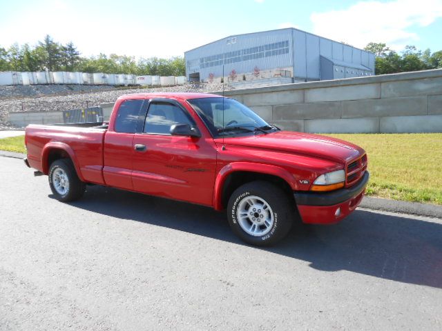 2000 Dodge Dakota Premier 4x4 SUV