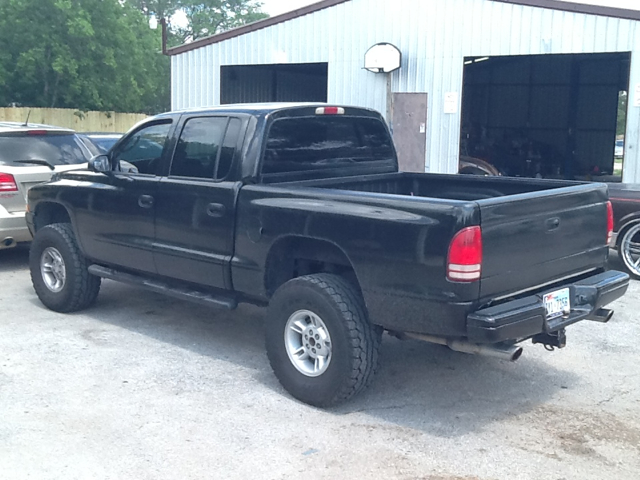 2000 Dodge Dakota 4X4 Premier (roof)