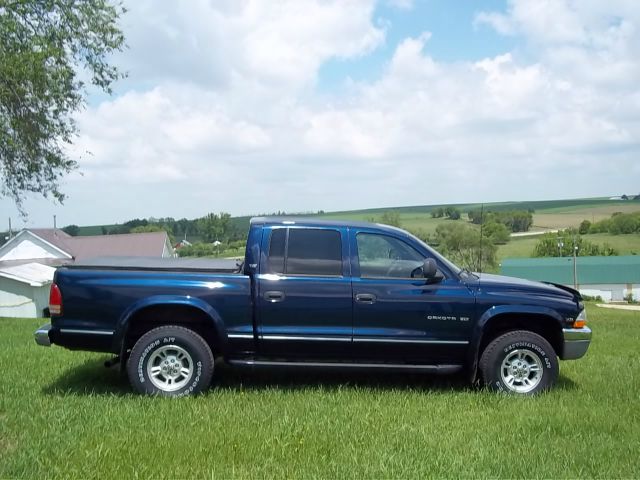 2000 Dodge Dakota 4X4 Premier (roof)