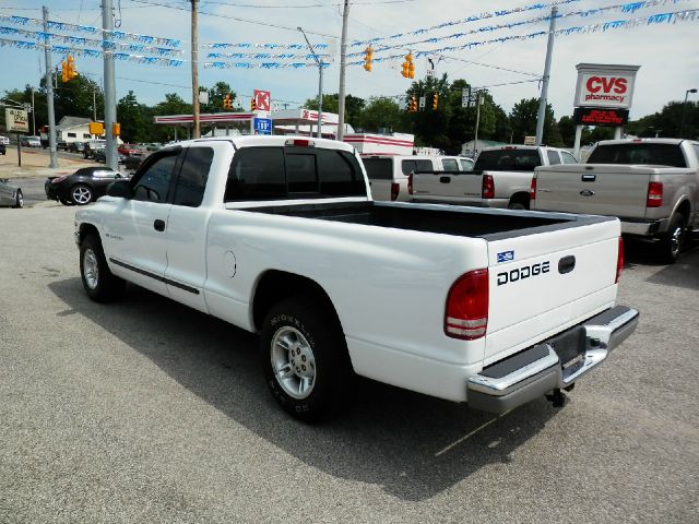 2000 Dodge Dakota Premier 4x4 SUV