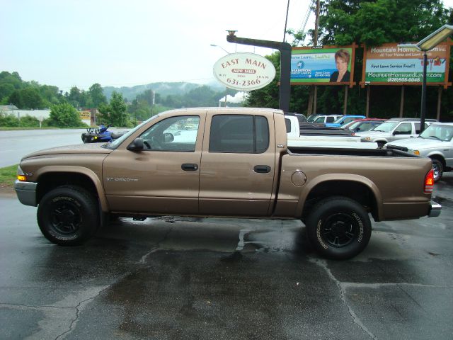 2000 Dodge Dakota 4X4 Premier (roof)