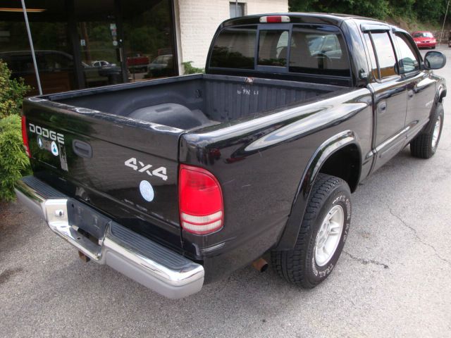 2000 Dodge Dakota 4X4 Premier (roof)