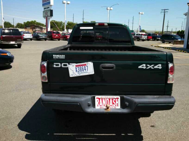 2000 Dodge Dakota Base