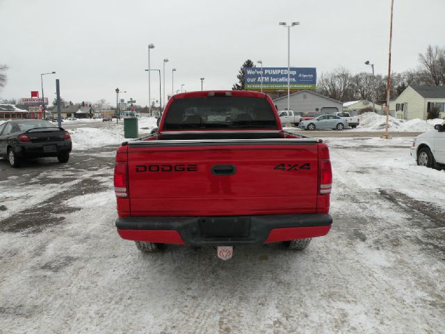 2000 Dodge Dakota 4X4 Premier (roof)