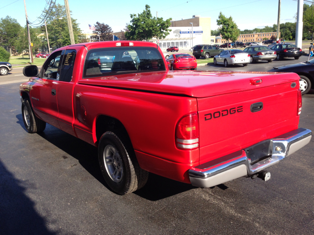 2000 Dodge Dakota Premier 4x4 SUV