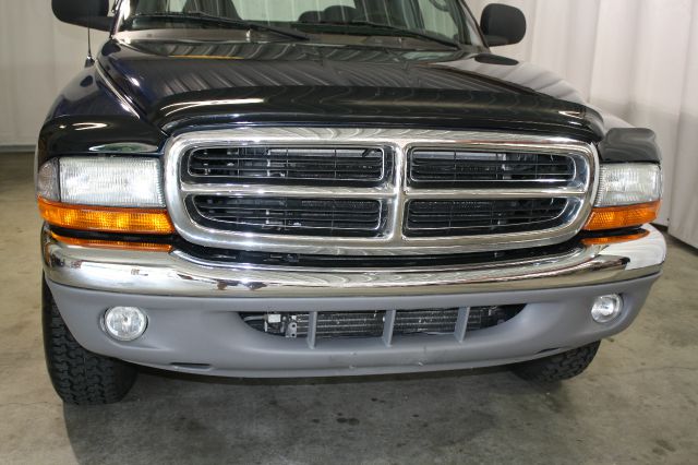 2000 Dodge Dakota 4X4 Premier (roof)