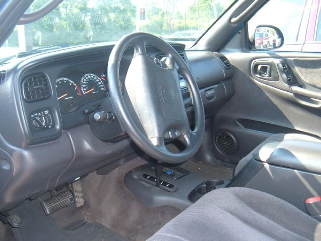 2000 Dodge Dakota 2dr Sport Coupe AMG