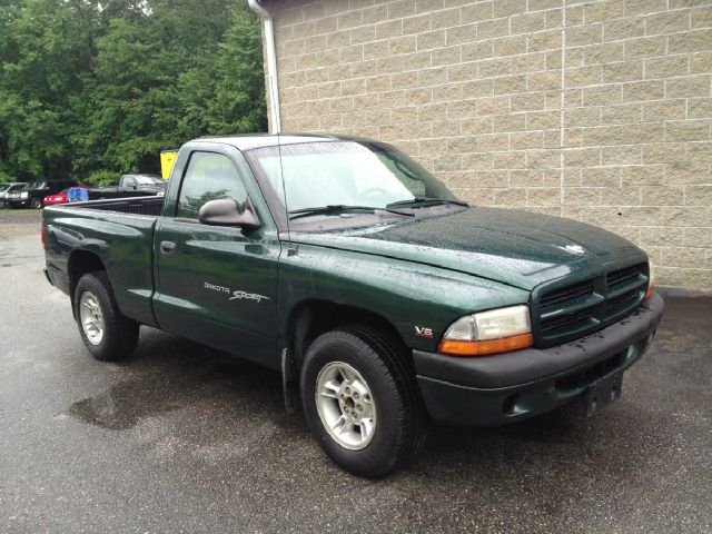 2000 Dodge Dakota ES 2.4L AUTO