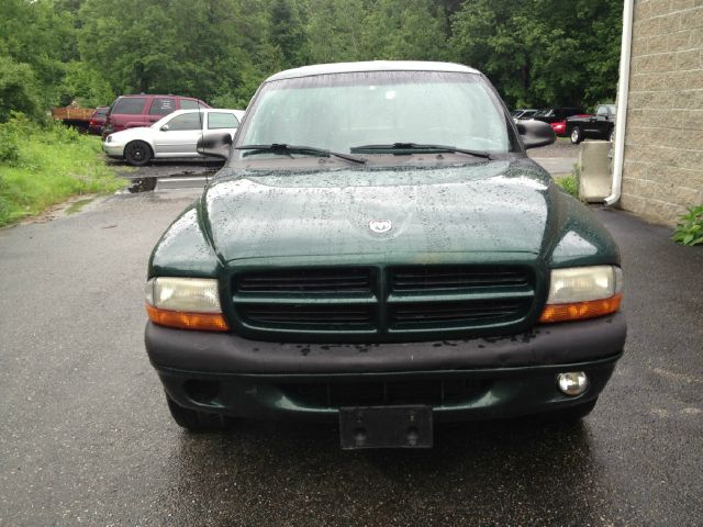 2000 Dodge Dakota ES 2.4L AUTO