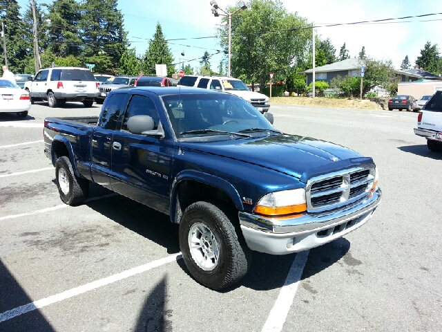 2000 Dodge Dakota 2dr Sport Coupe AMG