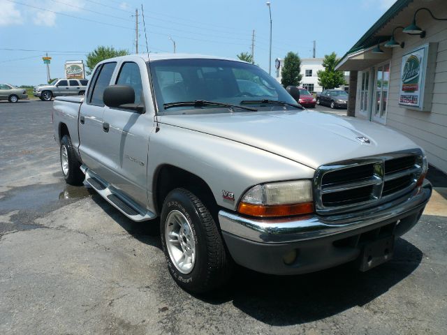 2000 Dodge Dakota Premier 4x4 SUV