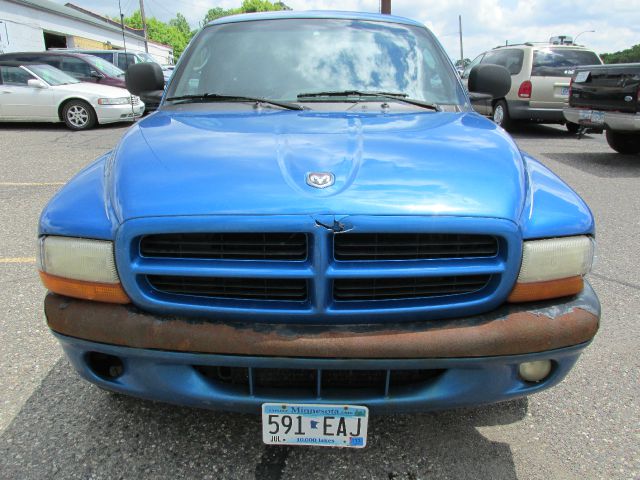 2000 Dodge Dakota Premier 4x4 SUV