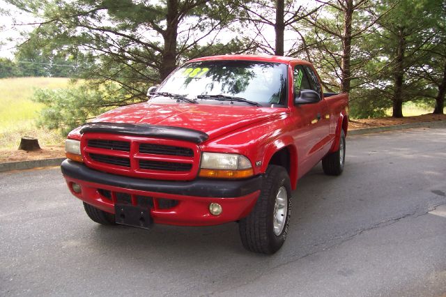 2000 Dodge Dakota 2dr Sport Coupe AMG