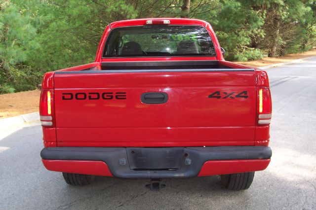 2000 Dodge Dakota 2dr Sport Coupe AMG