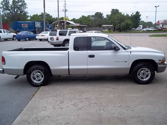 2000 Dodge Dakota Premier 4x4 SUV