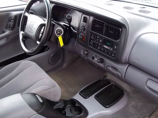 2000 Dodge Dakota Premier 4x4 SUV