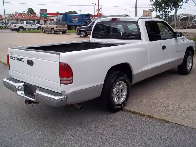 2000 Dodge Dakota Premier 4x4 SUV