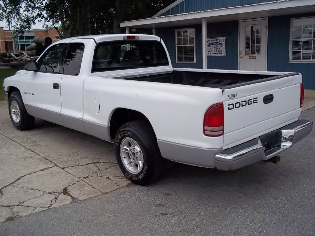 2000 Dodge Dakota Premier 4x4 SUV