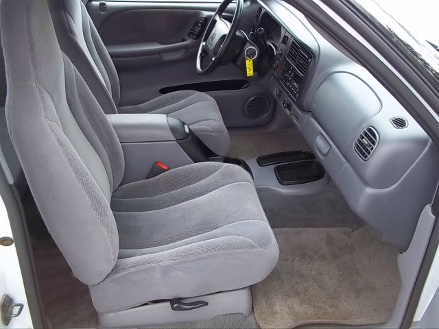 2000 Dodge Dakota Premier 4x4 SUV