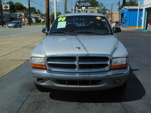 2000 Dodge Dakota Premier 4x4 SUV