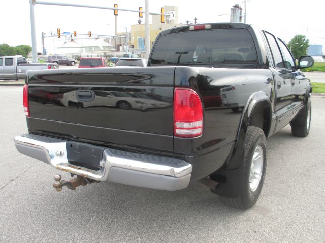 2000 Dodge Dakota 4X4 Premier (roof)