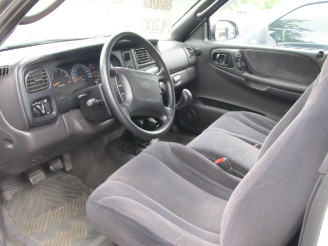 2000 Dodge Dakota 4WD 4dr AT