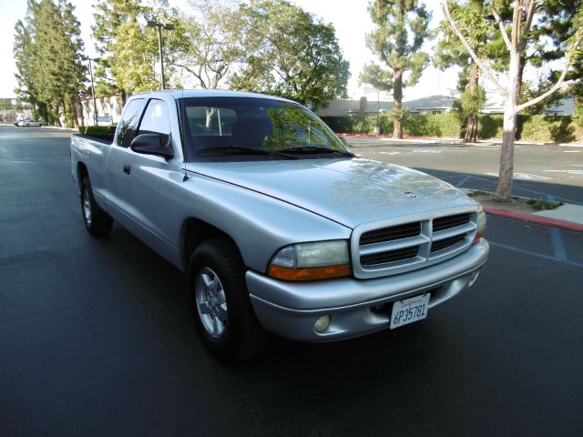 2001 Dodge Dakota Sport Hard Top