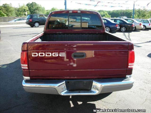 2001 Dodge Dakota 2WD Regular Cab 6.3 Ft Box ST