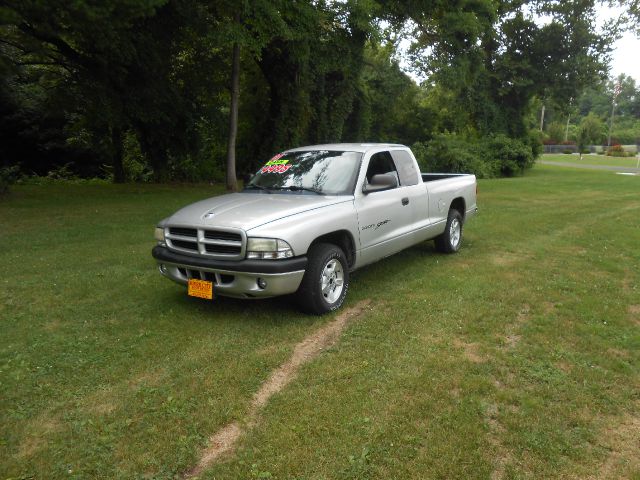 2001 Dodge Dakota Premier 4x4 SUV